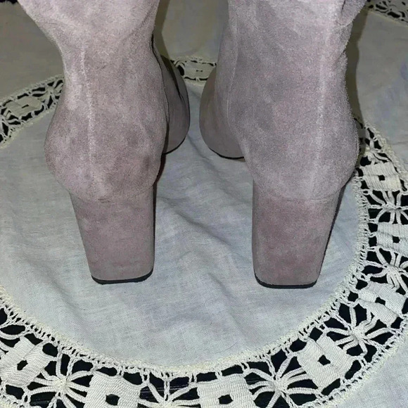 Banana Republic grey suede slouchy heeled boots - Picture 4 of 11